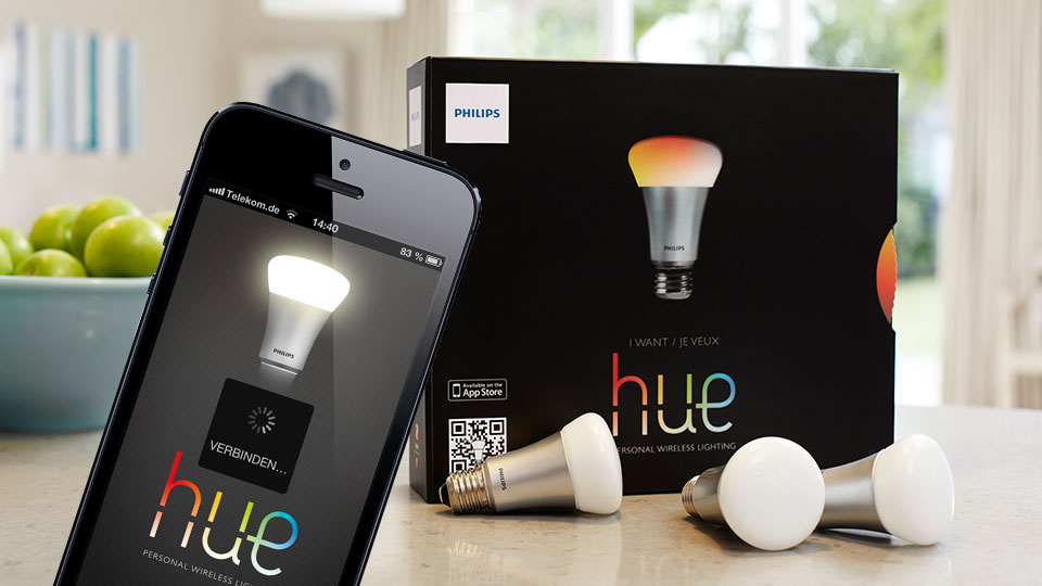 Ambilight für die Wohnung: Eine neue Generation LED-Lampen von Philips lässt sich in Farbe und Helligkeit fernsteuern. (Bild: Hersteller)