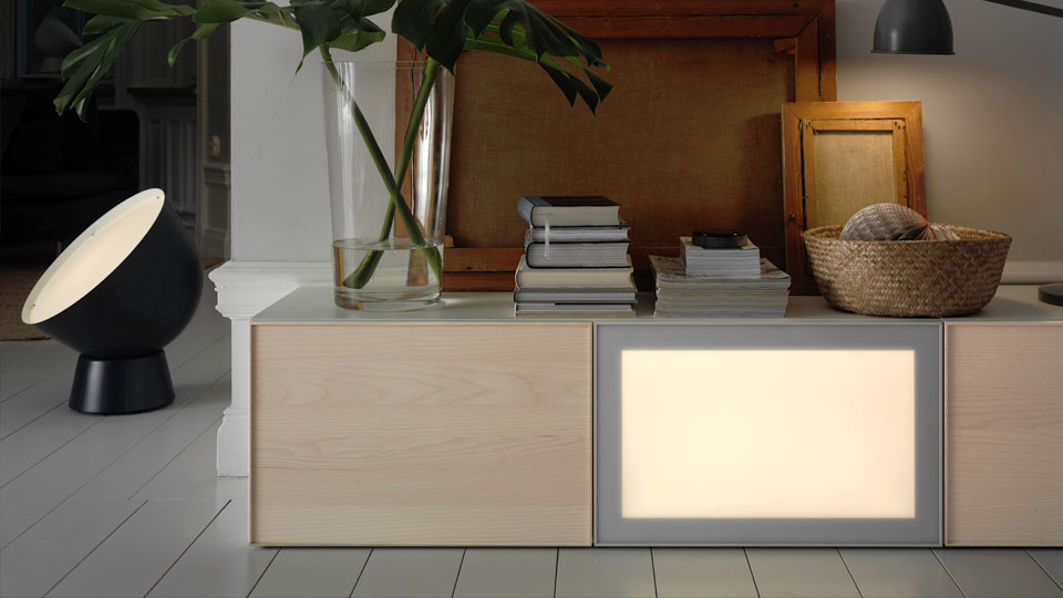 Die Schranktüren Surte (90 Euro) haben smarte LED-Beleichtung gleich integriert. Bild: Ikea