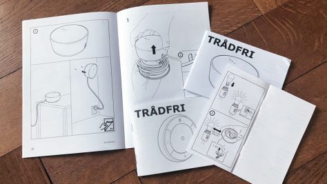 Typisch Ikea: Die bebilderte Montage-Anleitung zum Tradfri-System. ©digitalzimmer