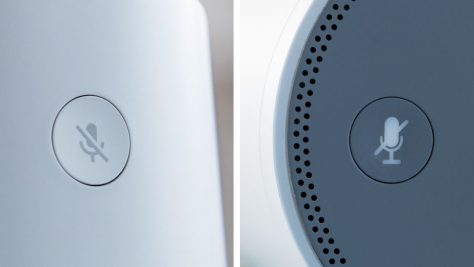 Die Taste zum Stummschalten der Mikrofone am Google Home (links) und Amazon Echo.