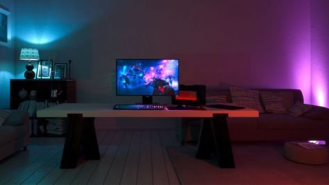 LED-Lampen im Raum erweitern das Fabspiel der Razer-Produkte am PC. Bild: Razer